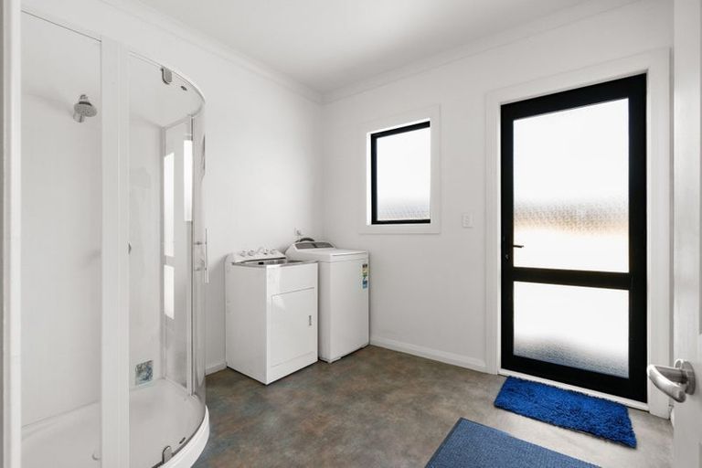 Photo of property in 1937 Lake Ferry Road, Pirinoa, Featherston, 5772