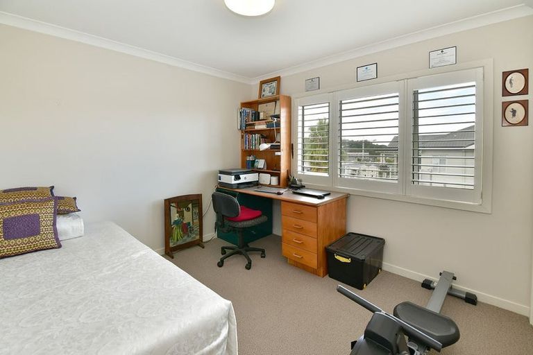 Photo of property in 37 Landmark Terrace, Orewa, 0931