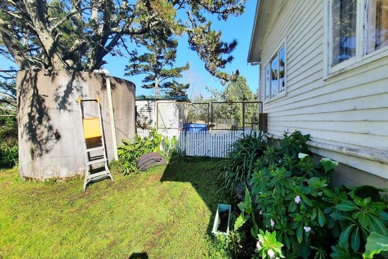 Photo of property in 1505 East Coast Road, Redvale, Albany, 0794