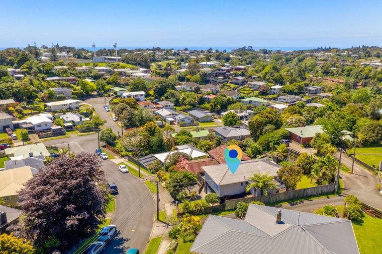 Photo of property in 7 Penrith Street, Westown, New Plymouth, 4310