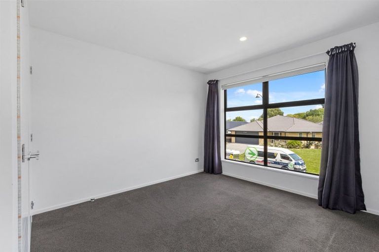 Photo of property in 19 Albert Sheppard Close, Yaldhurst, Christchurch, 8042