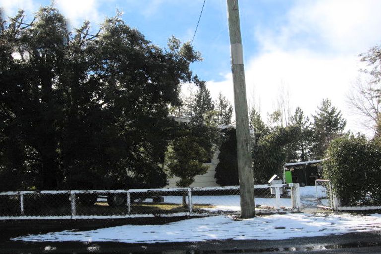 Photo of property in 13 Jollie Road, Twizel, 7901