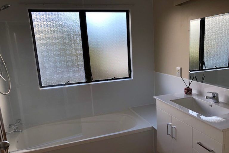 Photo of property in 32 Marama Street, Frankton, Hamilton, 3204