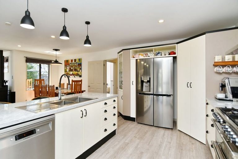 Photo of property in 29 Glastonbury Drive, Burwood, Christchurch, 8083