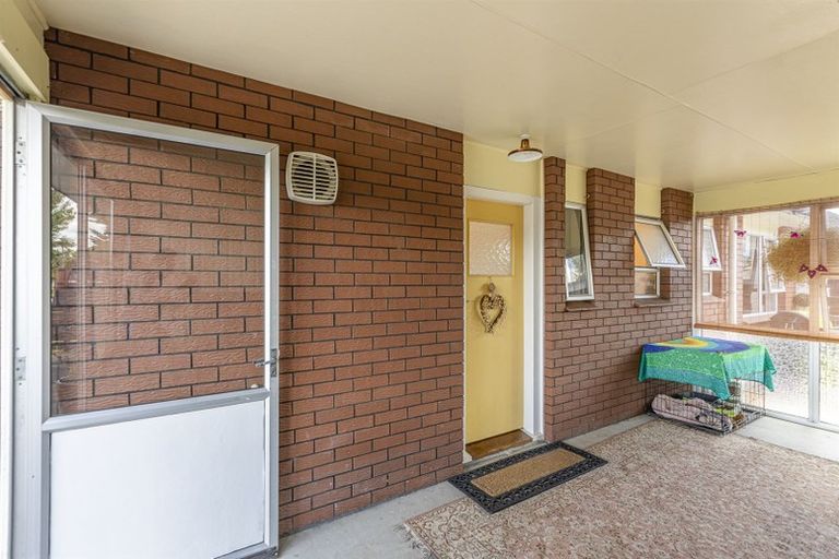 Photo of property in 73 East Street, Feilding, 4702