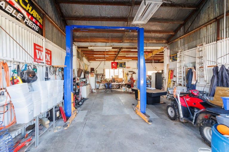 Photo of property in 62 Nga Tawa Road, Marton, 4787