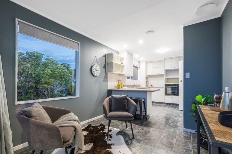 Photo of property in 15 Bowline Place, Whitby, Porirua, 5024