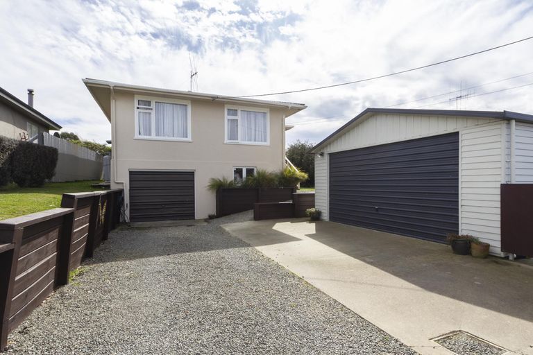 Photo of property in 58 Stuart Street, Holmes Hill, Oamaru, 9401