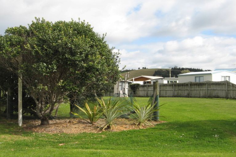 Photo of property in 17 Hall Road, Pataua North, Parua Bay, 0175