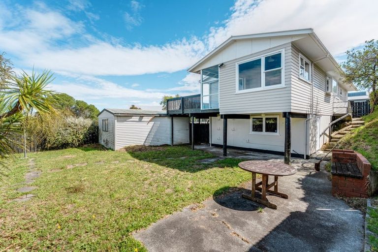 Photo of property in 172 Conclusion Street, Ascot Park, Porirua, 5024