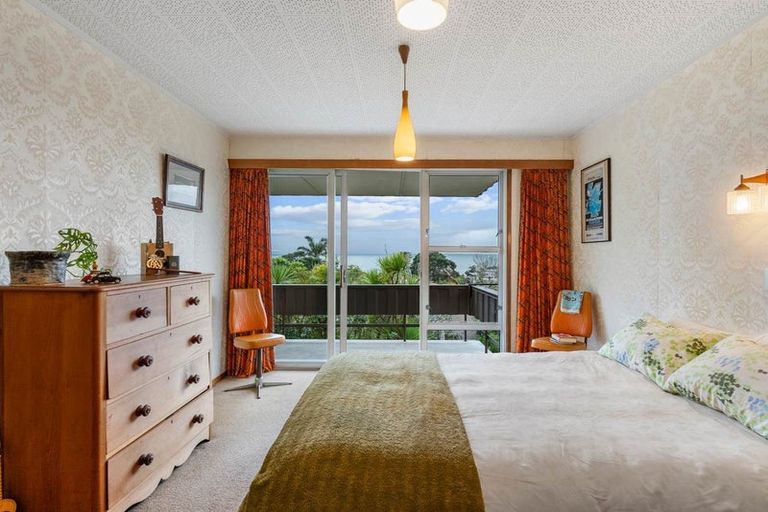 Photo of property in 22 Park Rise, Campbells Bay, Auckland, 0630