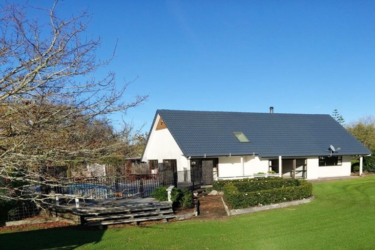 Photo of property in 31 Rangitopuni Road, Riverhead, 0793