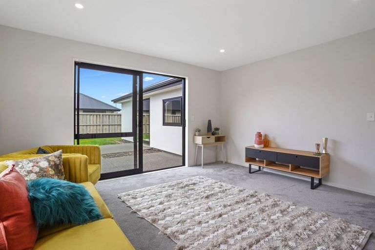 Photo of property in 10 Kate Sheppard Drive, Rolleston, 7615