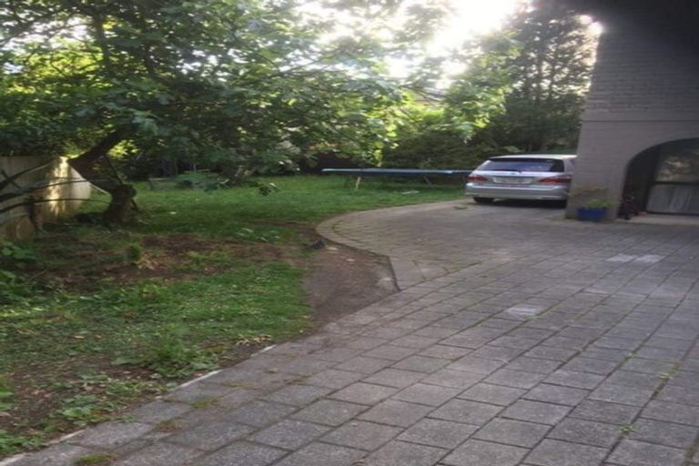 Photo of property in 1/24 Karaka Street, New Lynn, Auckland, 0600