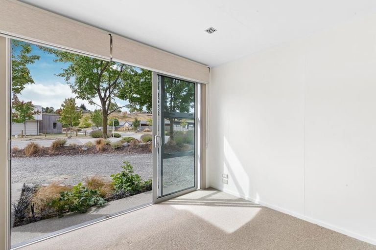 Photo of property in 2 Bell Street, Lake Hawea, Wanaka, 9382