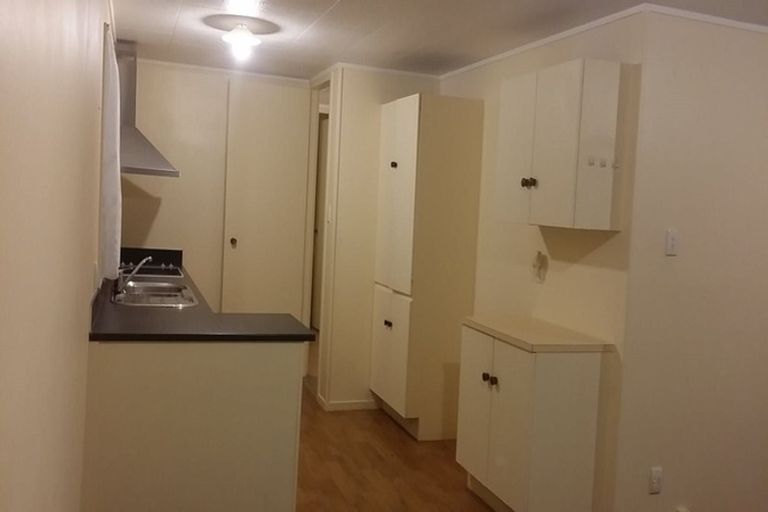 Photo of property in 15 Sabot Place, Massey, Auckland, 0614