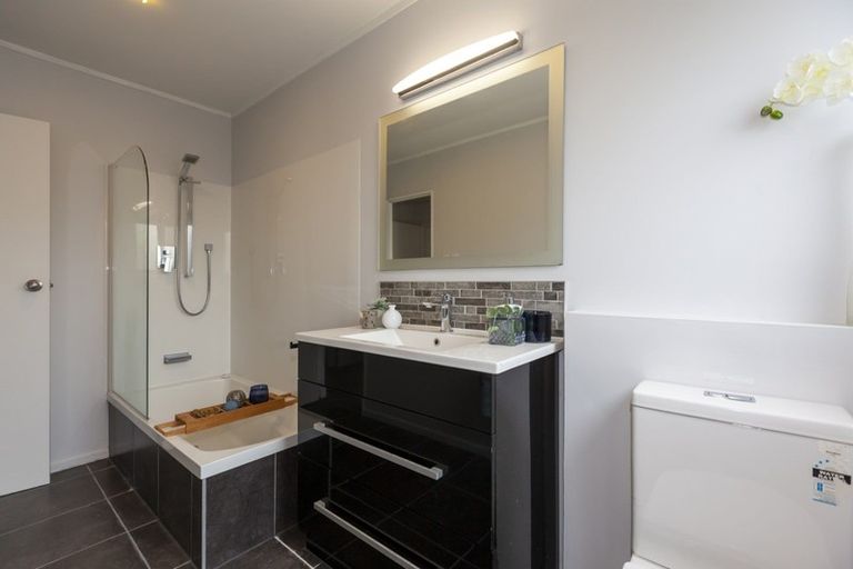 Photo of property in 14 Anaru Street, Raumati Beach, Paraparaumu, 5032