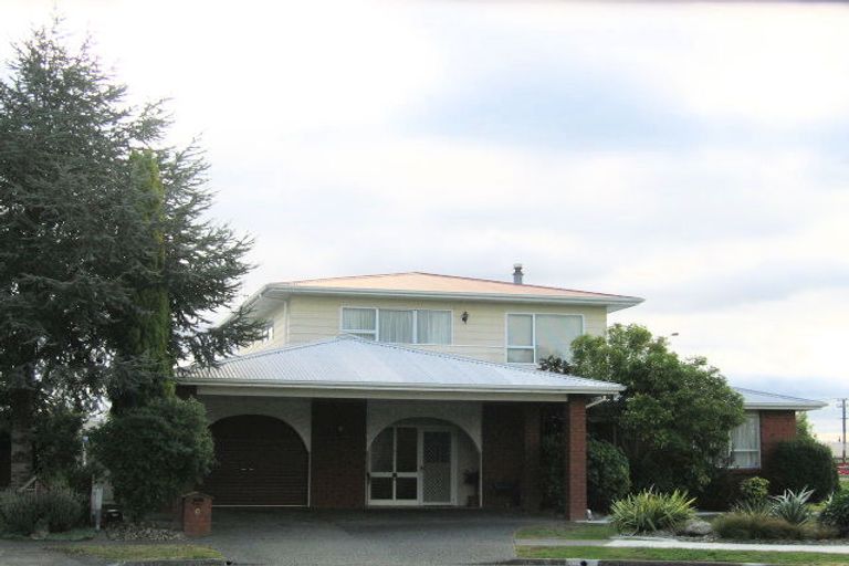 Photo of property in 8 Hamlin Place, Greenmeadows, Napier, 4112