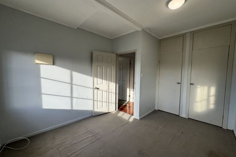 Photo of property in 17 Gray Avenue, Mangere East, Auckland, 2024