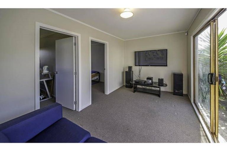 Photo of property in 5 Rako Place, Manurewa, Auckland, 2102