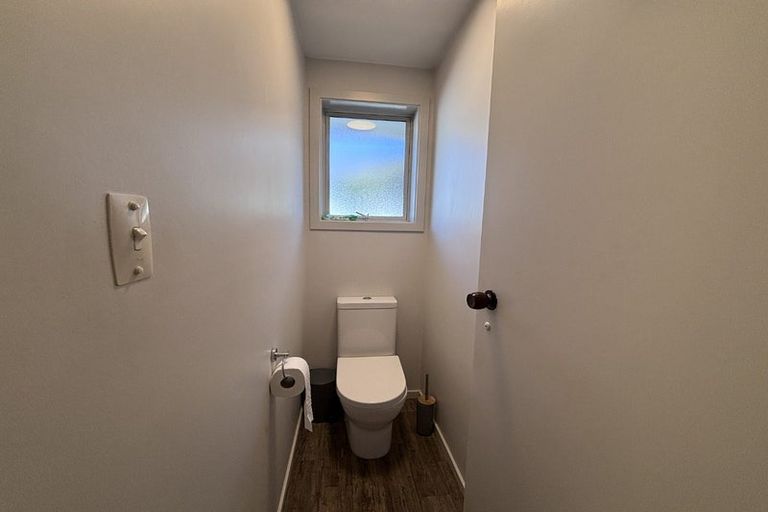 Photo of property in 2/145 Grahams Road, Burnside, Christchurch, 8053