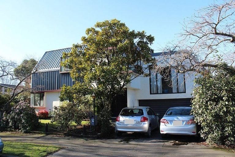 Photo of property in 4 Camelot Street, Ilam, Christchurch, 8041