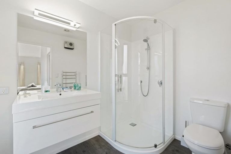 Photo of property in 6 Hewson Crescent, Lake Hawea, Wanaka, 9382