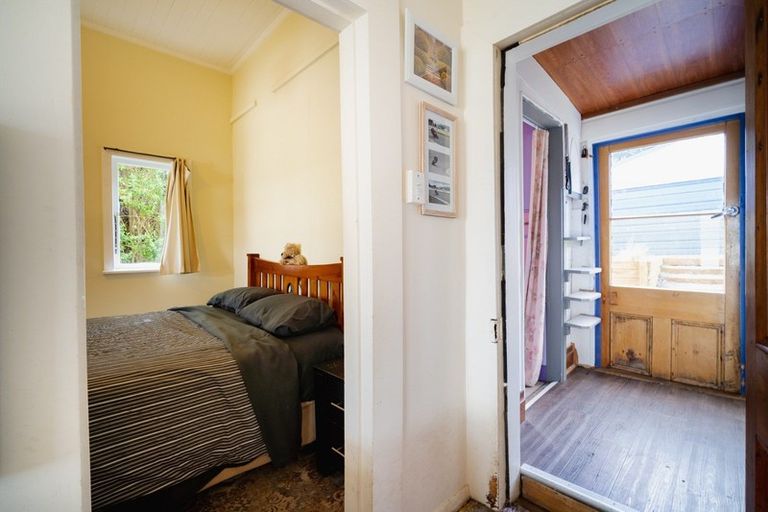 Photo of property in 117 Doctors Point Road, Waitati, 9085