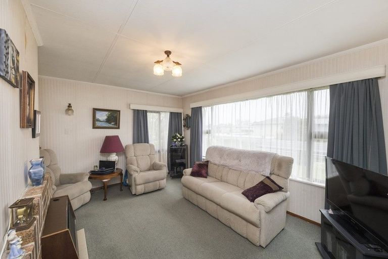 Photo of property in 64 College Street, Awapuni, Palmerston North, 4412