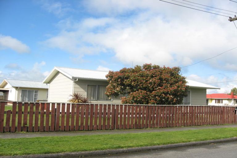 Photo of property in 2 Margaret Street, Solway, Masterton, 5810