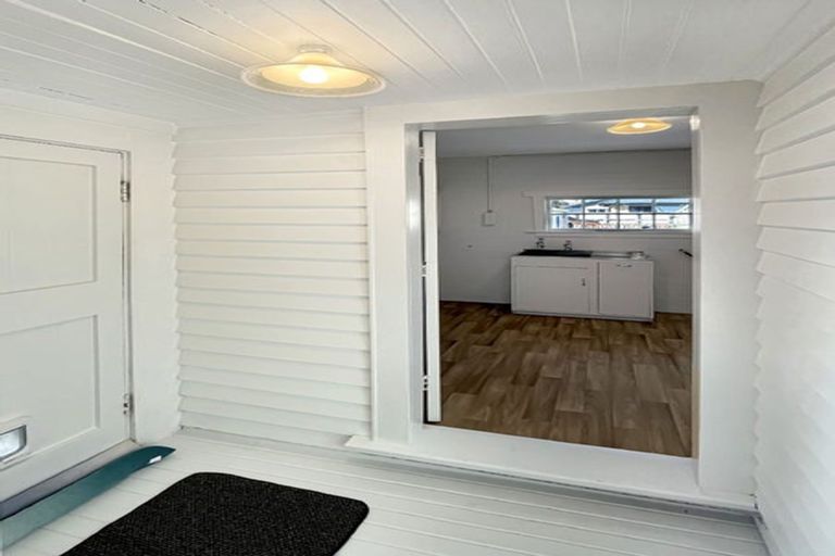 Photo of property in 23 Bulkeley Terrace, New Plymouth, 4310