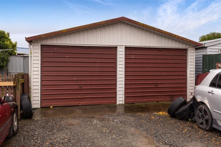 Photo of property in 37 Holdaway Street, Riversdale, Blenheim, 7201