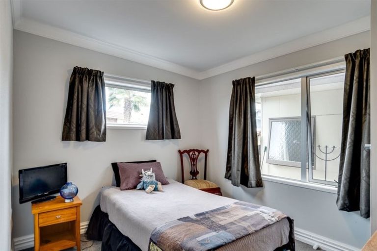 Photo of property in 22 Moorhouse Street, Taradale, Napier, 4112