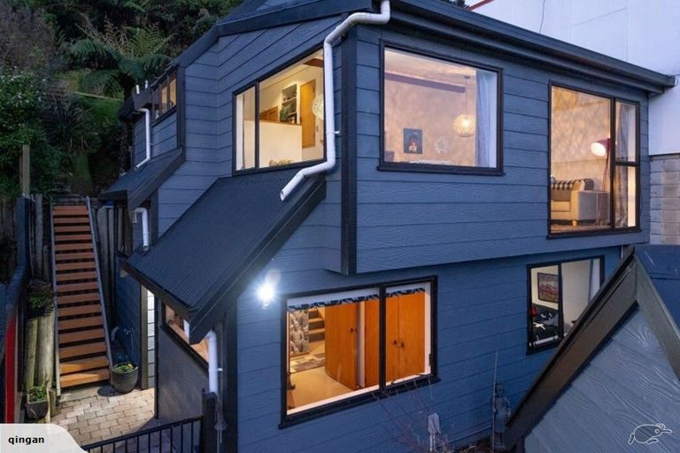 Photo of property in 20b Govind Grove, Ngaio, Wellington, 6035