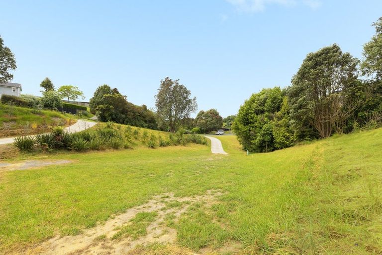 Photo of property in 12 Oceana Drive, Welcome Bay, Tauranga, 3175