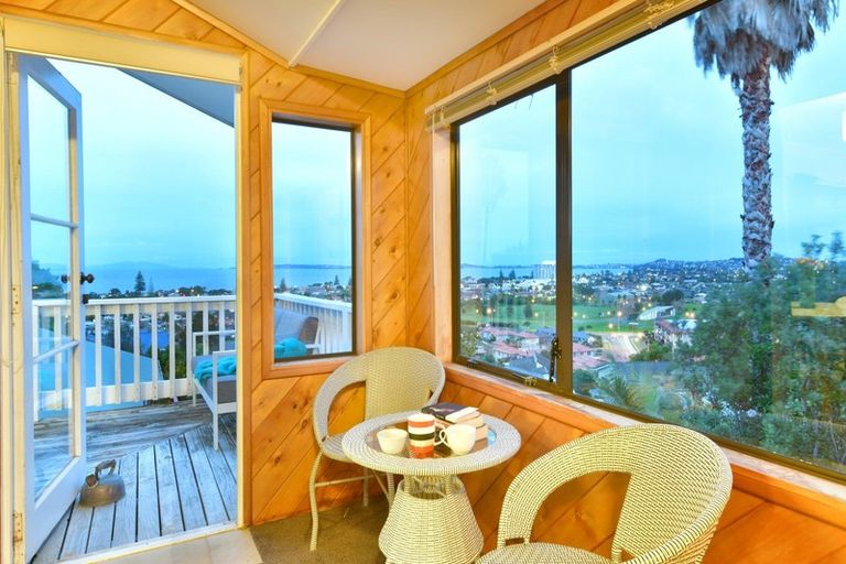 Photo of property in 59 West Hoe Heights, Orewa, 0931