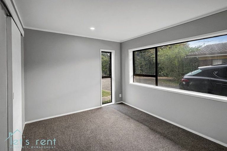 Photo of property in 2/21 Booker Place, Weymouth, Auckland, 2103