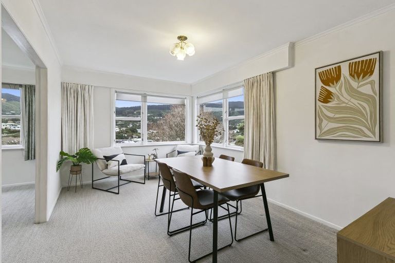 Photo of property in 17a Tawa Terrace, Tawa, Wellington, 5028