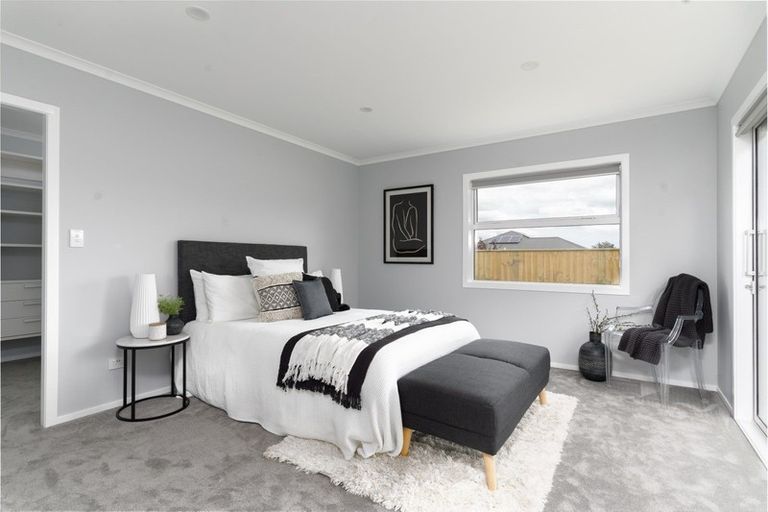 Photo of property in 3 Takahe Drive, Carterton, 5713