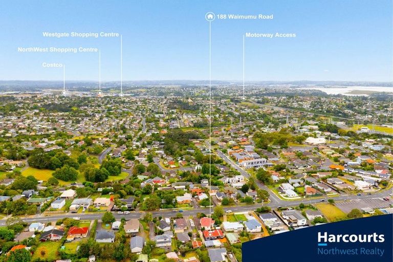 Photo of property in 188 Waimumu Road, Massey, Auckland, 0614