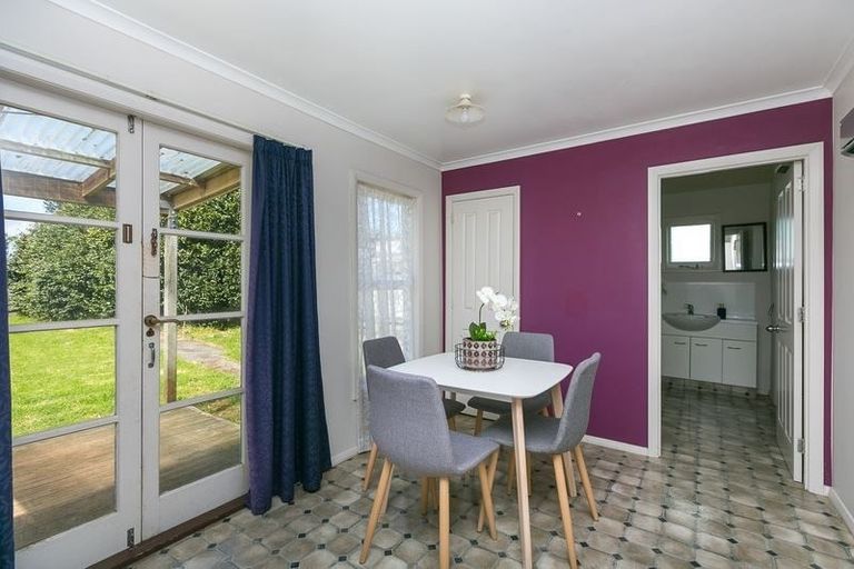 Photo of property in 23 Standish Street, Westown, New Plymouth, 4310
