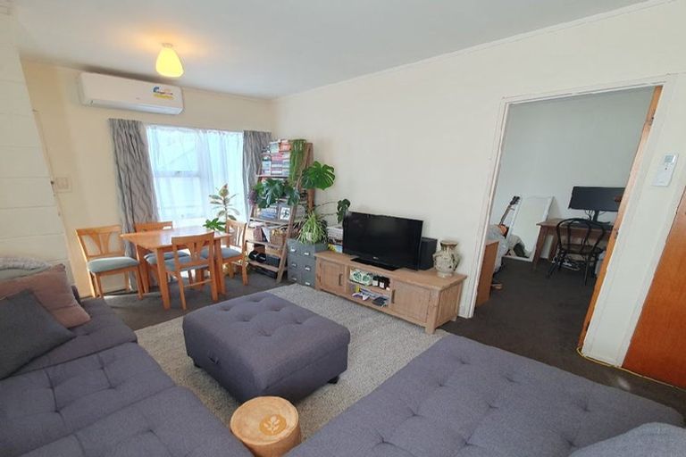 Photo of property in 4/84 Freyberg Street, Lyall Bay, Wellington, 6022