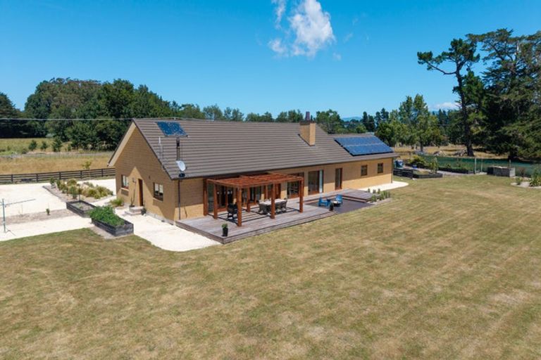 Photo of property in 69 Longwood Road, South Featherston, Featherston, 5771