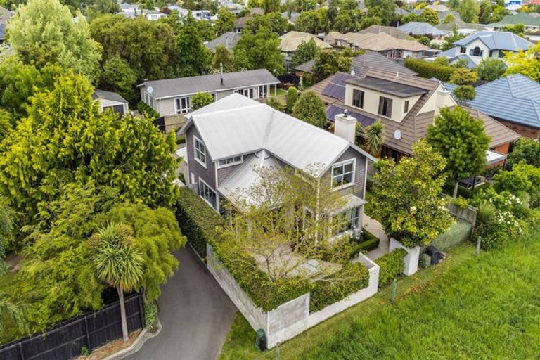 Photo of property in 51 Croziers Road, St Albans, Christchurch, 8052