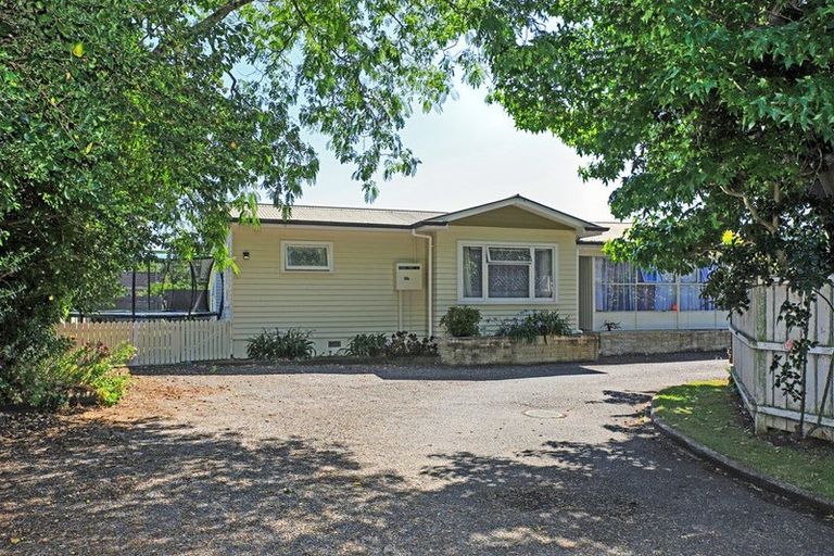 Photo of property in 35b Middle Road, Havelock North, 4130