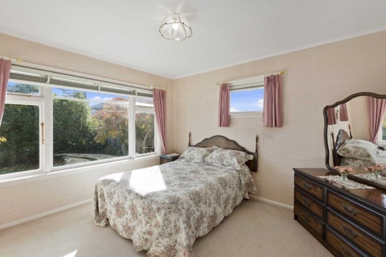 Photo of property in 4 Ravenna Street, Avonhead, Christchurch, 8042