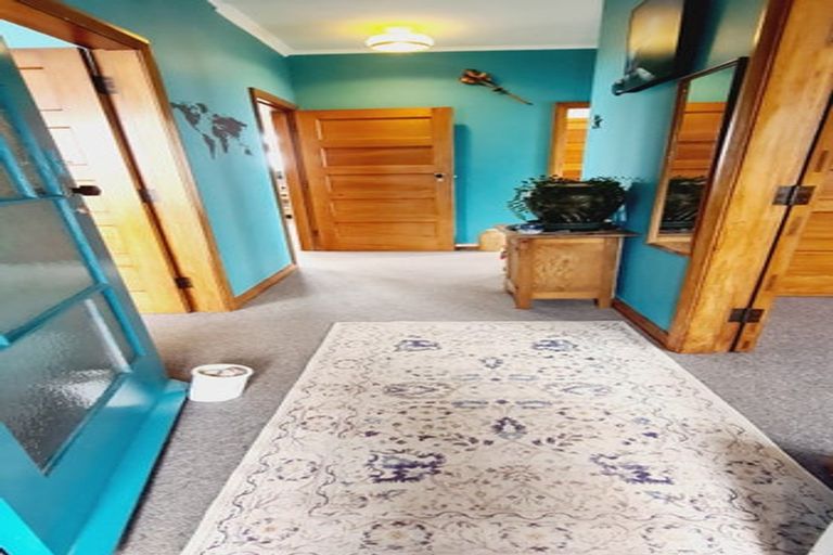 Photo of property in 23 Osborne Street, Riverton/aparima, Riverton, 9822