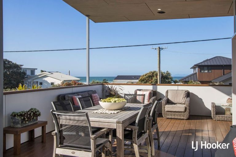 Photo of property in 16a Shaw Road, Waihi Beach, 3611