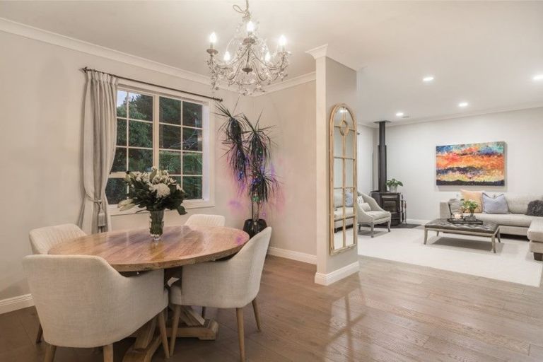 Photo of property in 72 Potts Road, Whitford, Howick, 2571