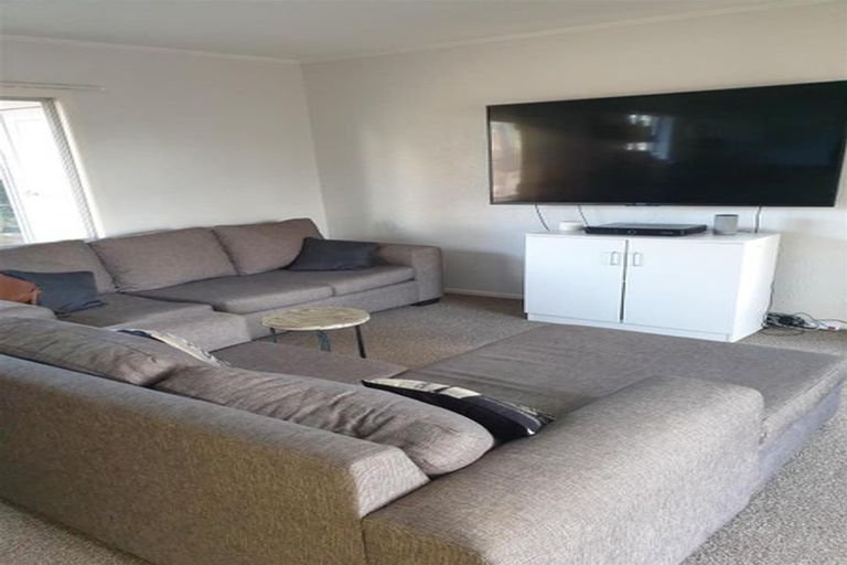 Photo of property in 98 Cook Street, Howick, Auckland, 2014